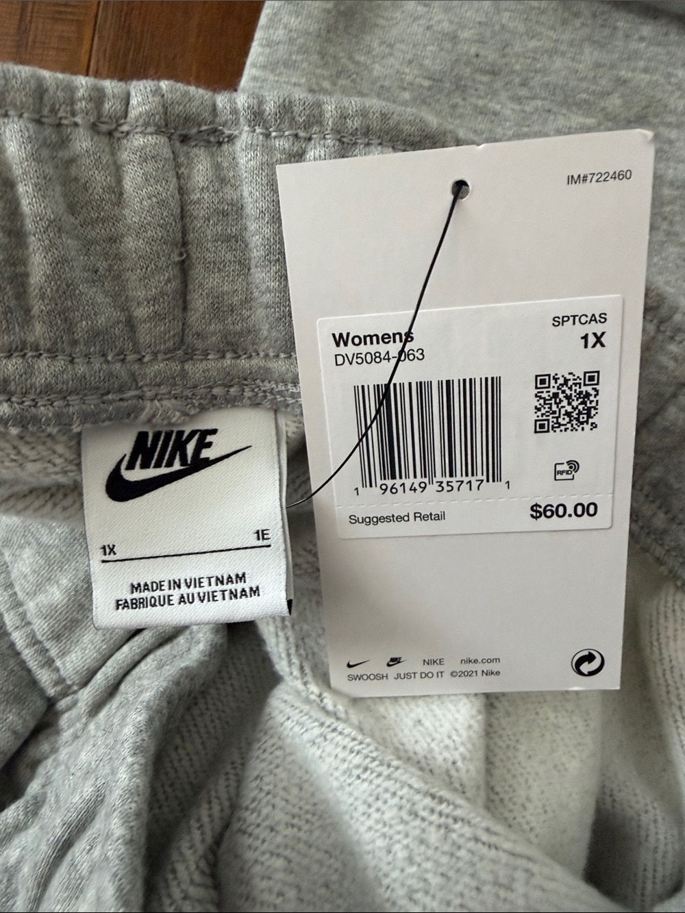 NWT-Women’s Nike Heather Gray Standard Fit(2 pair) Oversized Fit(1 pair) Joggers - Picture 8 of 8